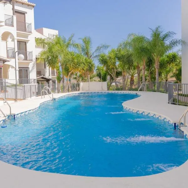 Todimer new pueblo mediteraneo, hotel em Ítrabo