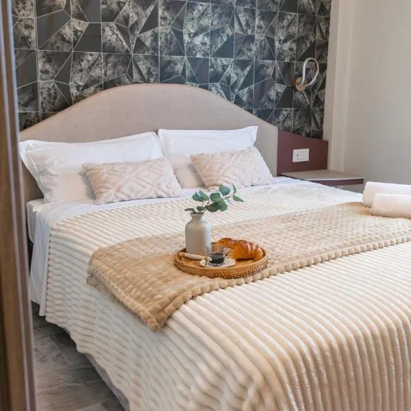 APARTMENT MIKI - SAMMARTINI 33, hotel in Milan