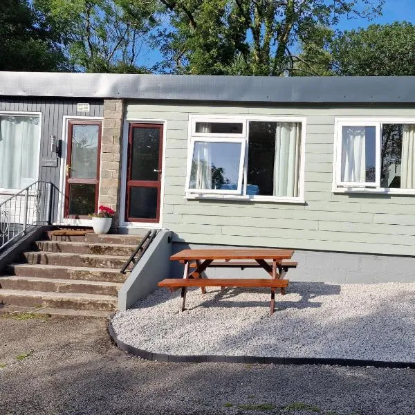 2 The Glade, hotel in Bude