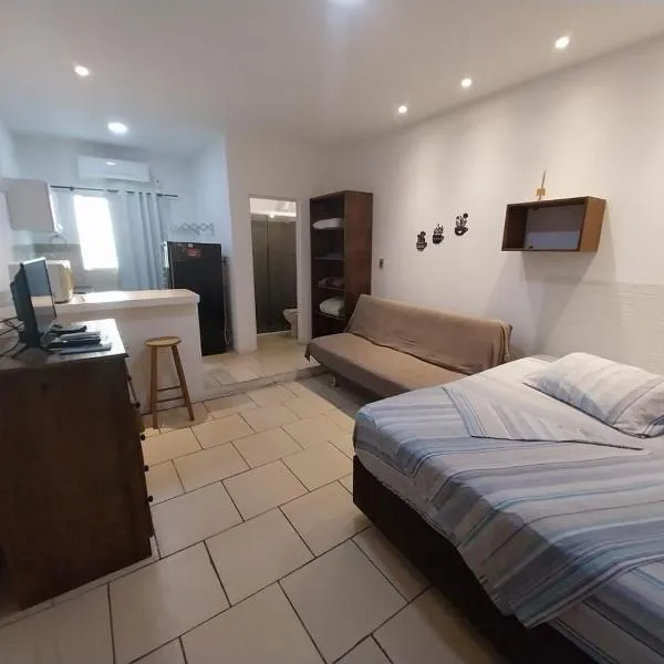 JK POUSADA FLAT ECONOMICO com garagem CENTRAL, khách sạn ở Pelotas