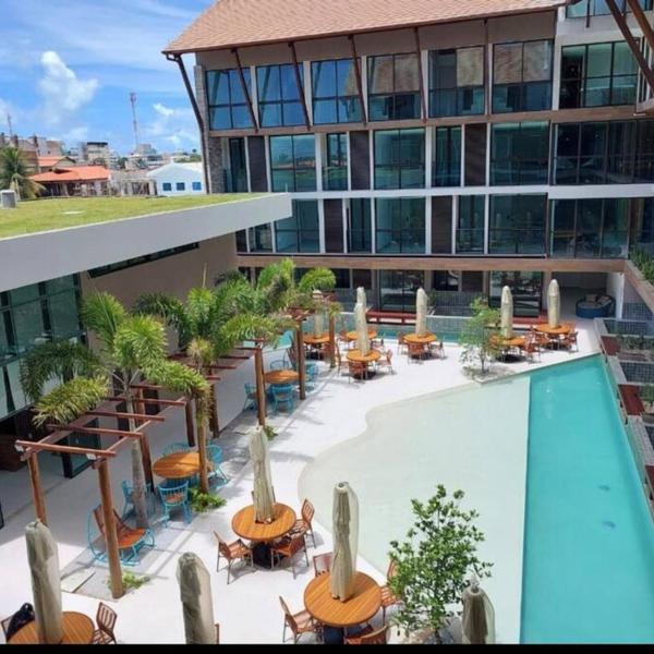 Sunny Hall em Porto de Galinhas com café da manhã opcional
