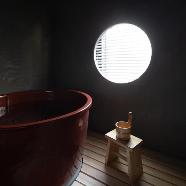 KAYA - Travel Easy, Explore Freely in Hida Tayakama!, hotel v destinaci Takajama