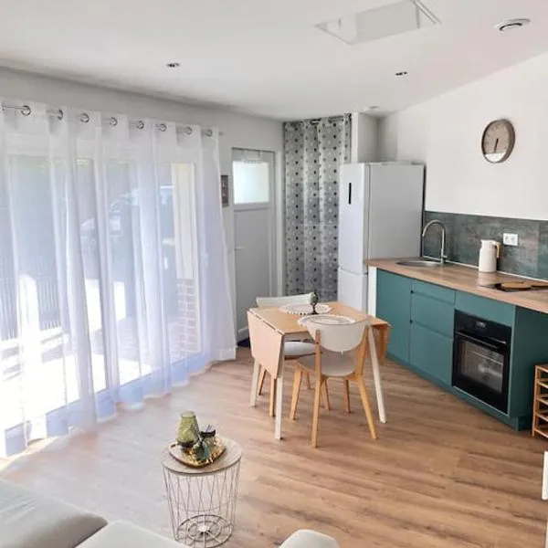 La belle Iris, khách sạn ở Longueau