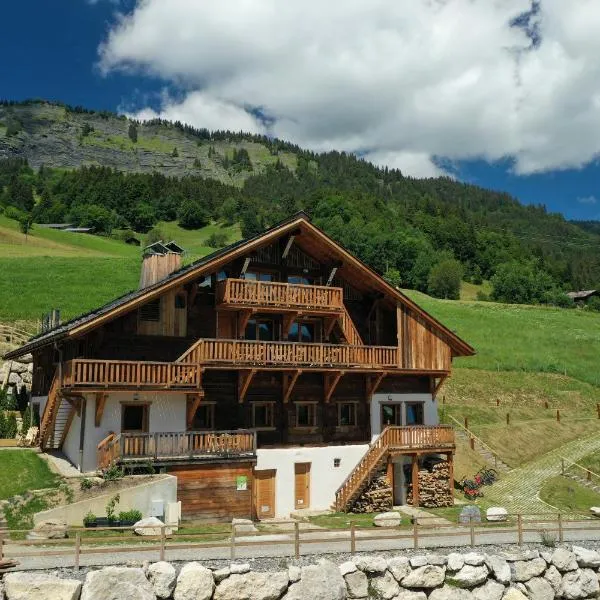 LE TOI DU MONDE – hotel w mieście Flumet