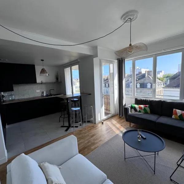Charmant appartement t3 avec balcon, centre-ville, ξενοδοχείο σε Lorient