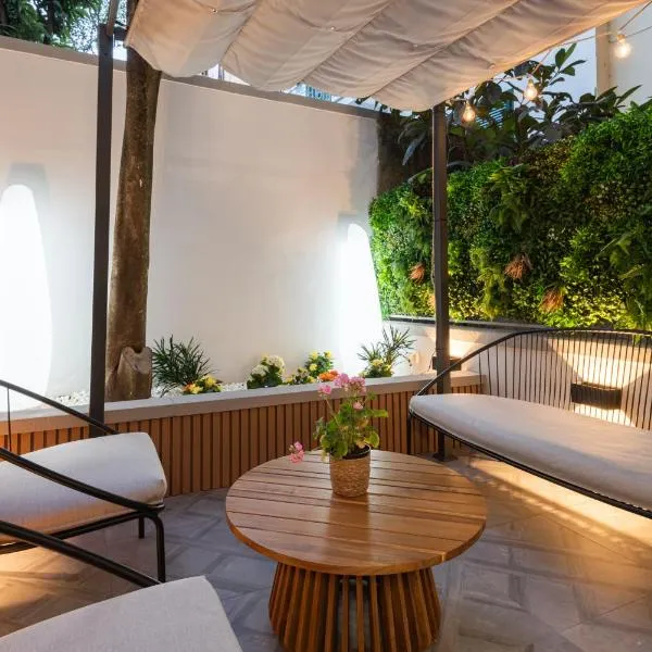 Elegante Appartamento con Giardino Privato, Jacuzzi nel Cuore di Firenze, hotel ve Florencii
