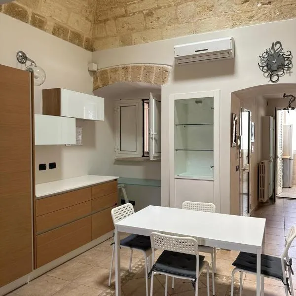 Fronte Porto Home, hotel v Bari