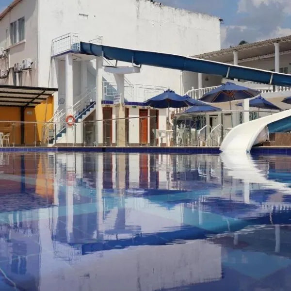Hotel Agua Azul Melgar Tolima, hotel v destinaci Melgar