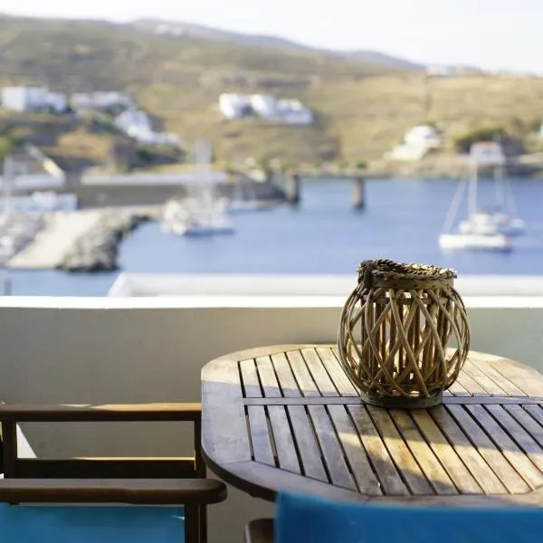 Enjoy Cyclades studios & suites, hotel di Kithnos