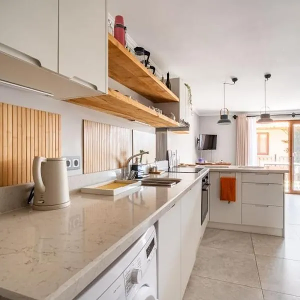 Kalkan lovely 1 bedroom holiday rental, готель у Каші