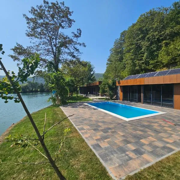 Bosanska Krupa में, होटल Villa Vigo