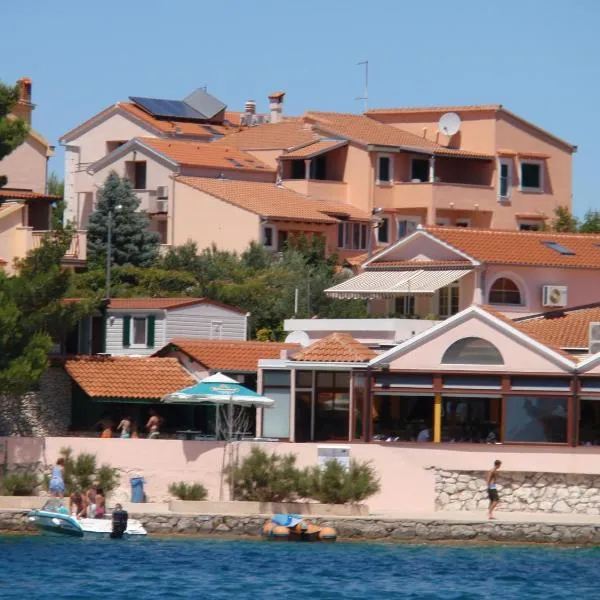 Villa Rosa, hotell i Brodarica