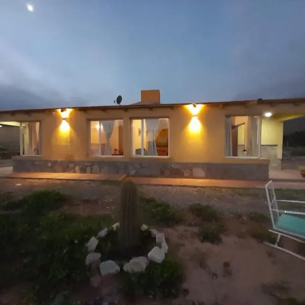 4 ELEMENTOS, hotel in Huacalera