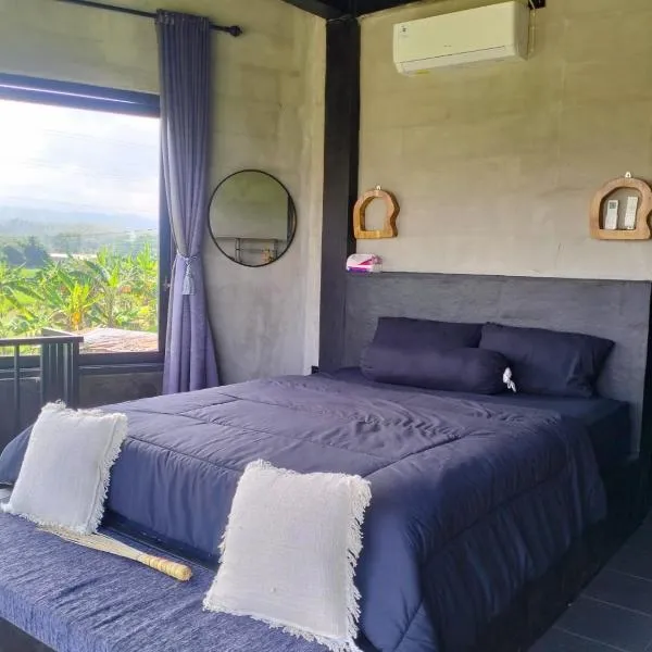 KUBU BLACK HOUSE, ξενοδοχείο σε Jembrana