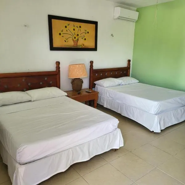 Pelican Inn at Las Dunas Chelem, hotel em Chelem