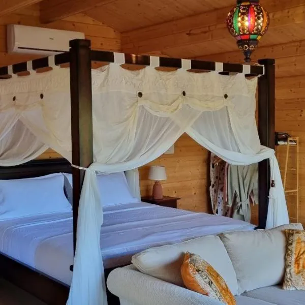 Healing Garden Bed & Breakfast - California King Bed - Uluwatu, hotel v destinaci Gold Coast