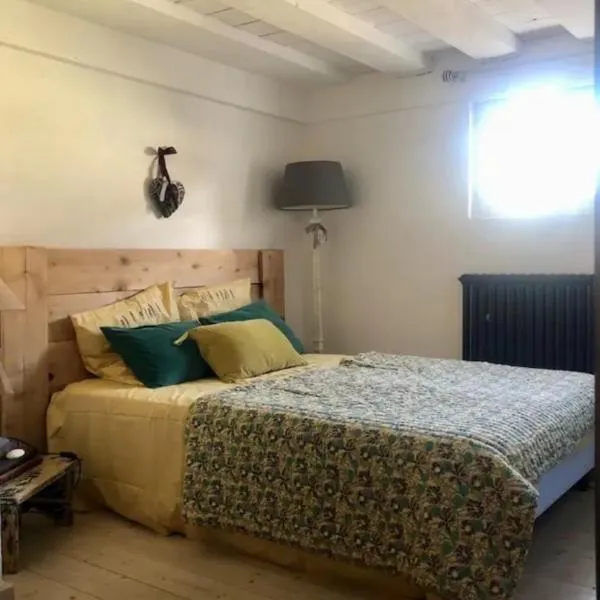 La parenthèse – hotel w mieście Charnay-lès-Mâcon