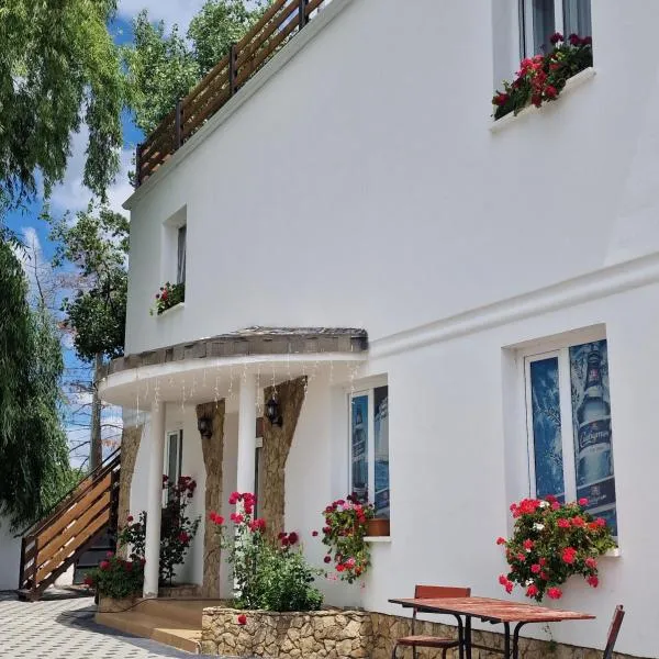 La Banel Hotel, hotel v destinaci Selemet