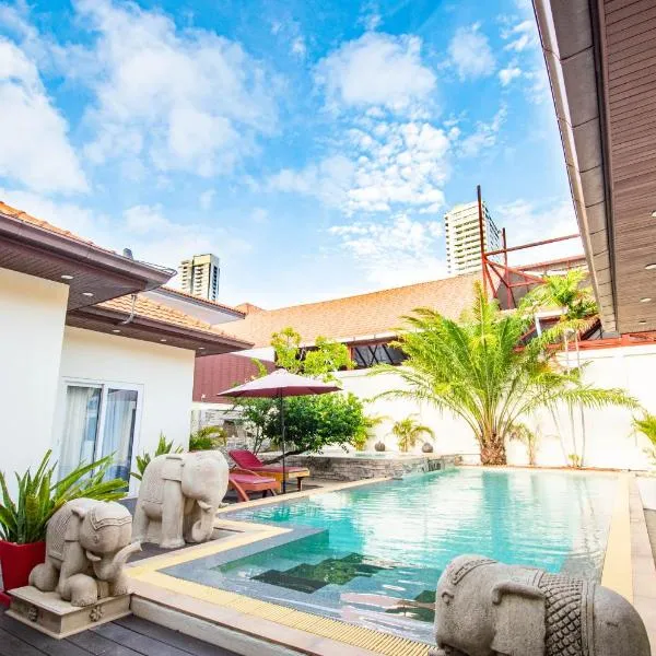 Seaside Villa 2 Pools,beach@50m, hotel em Pattaya Sul