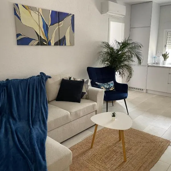 Thader I Apartment with views, hotel v destinaci Rojales