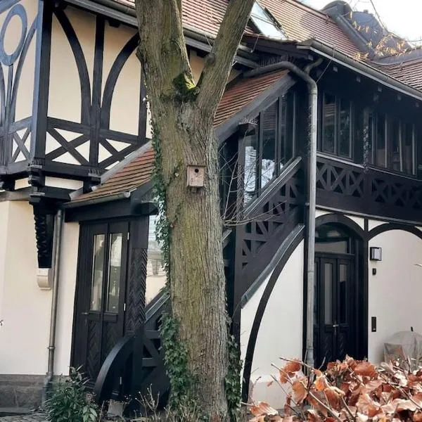 Verwunsches Haus mit Parkplatz in bester Lage, hotel u gradu Markleberg