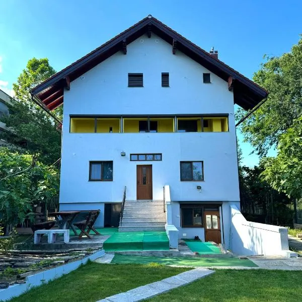 Casa Badea Tinica, khách sạn ở Venus