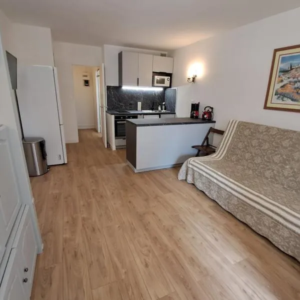 Studio BERNARD, ξενοδοχείο σε Saint-Cyr-sur-Mer