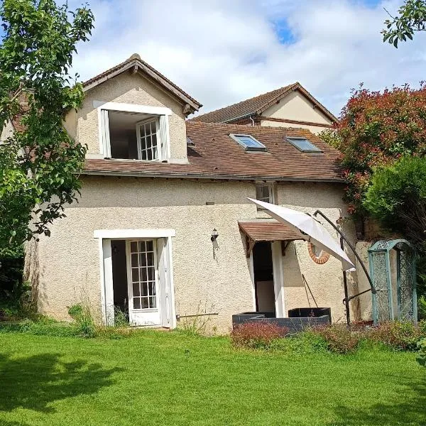 La petite maison, hotel in Sainte-Gemme-Moronval