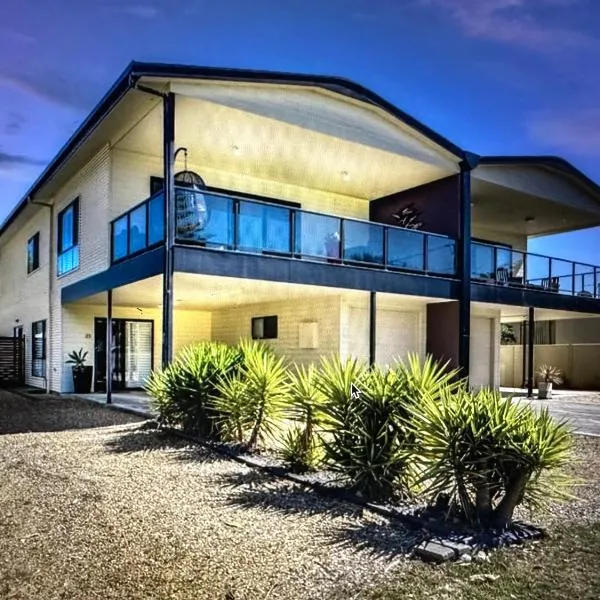 Goolwa Serenity - Modern, Peaceful, Linen & wifi included, hotel in Goolwa South