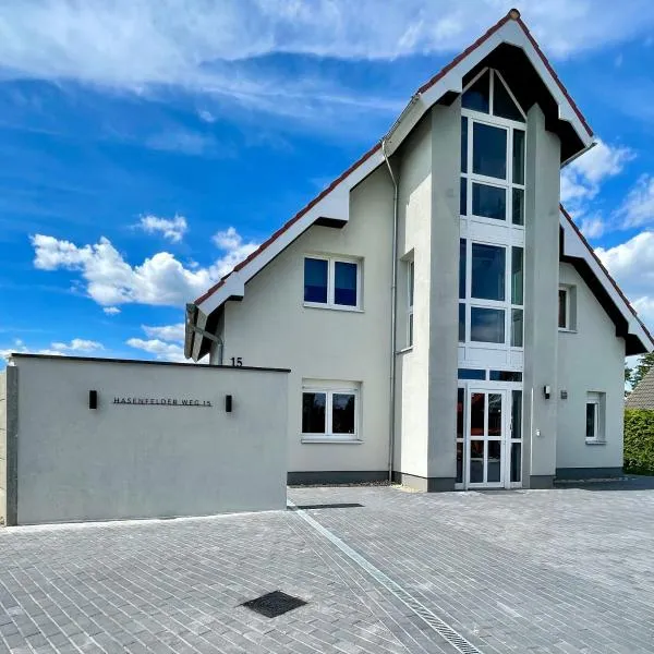 LikeHome gemütliches Privatzimmer im Haus, Hasenfelder Weg 15 in Heinersdorf, hotel in Steinhöfel