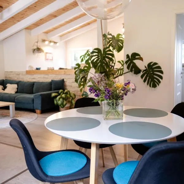 Ferienhaus Leonidas, hotel v destinaci Stromberg