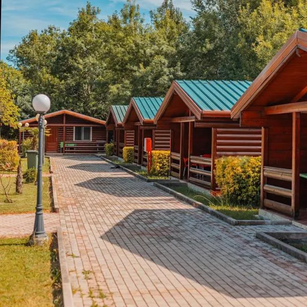 Kompleksi Turistik Leonardo, hotell sihtkohas Shëngjin