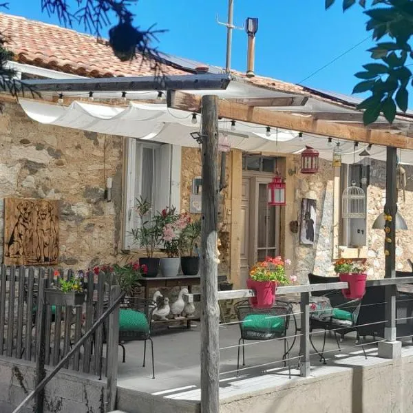 Sur la Bonnefooi, hotel v destinácii Prades-sur-Vernazobre