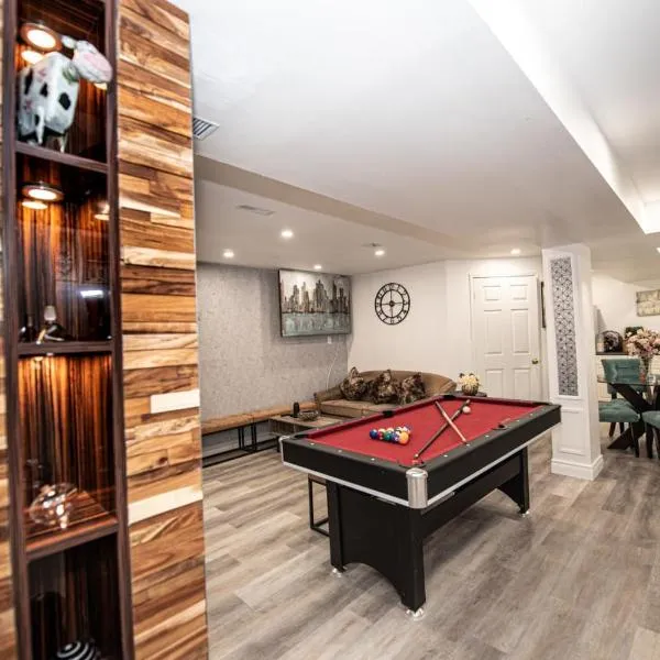 Luxury 2BR Guest Suite, hotel in Vaughan