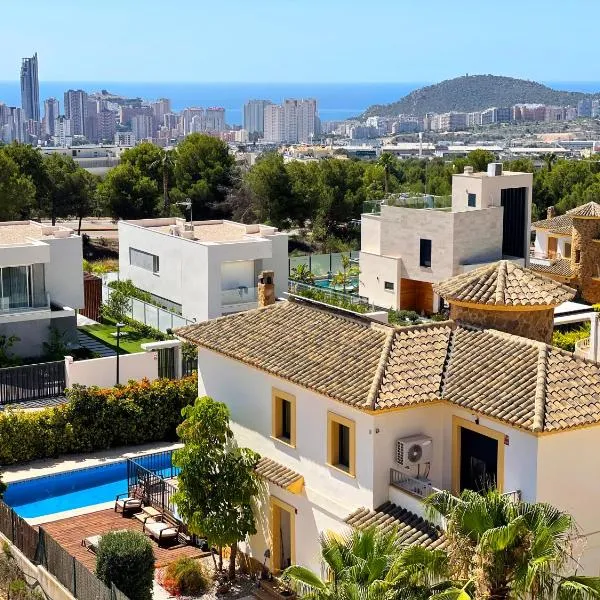 Duplex Apartment with sea view, hotel v destinaci Finestrat