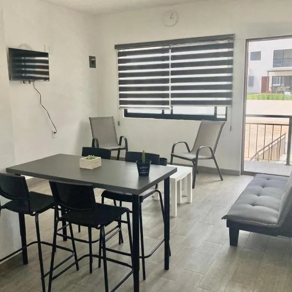 Condominio cerca salida norte Lomas de Cocoyoc, hotel in Texcalpan
