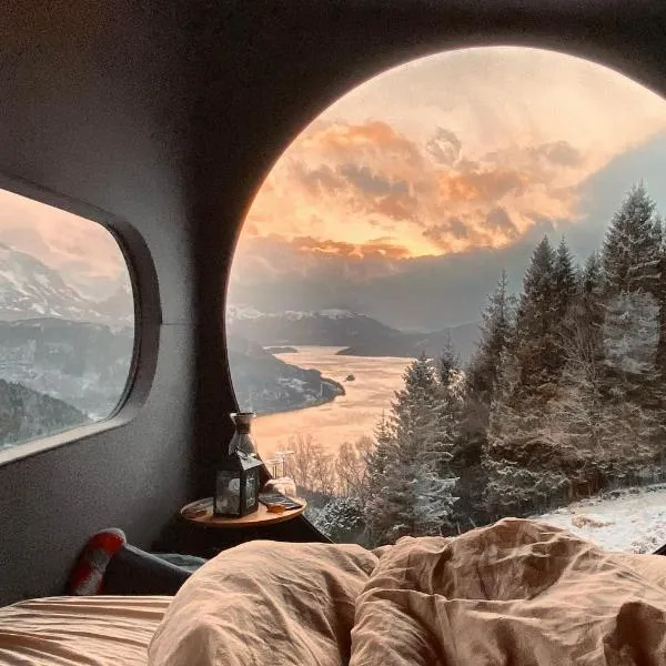 Birdbox Fauske, hotel in Fauske