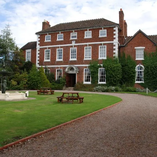 Park House Hotel, hotel in Lilleshall