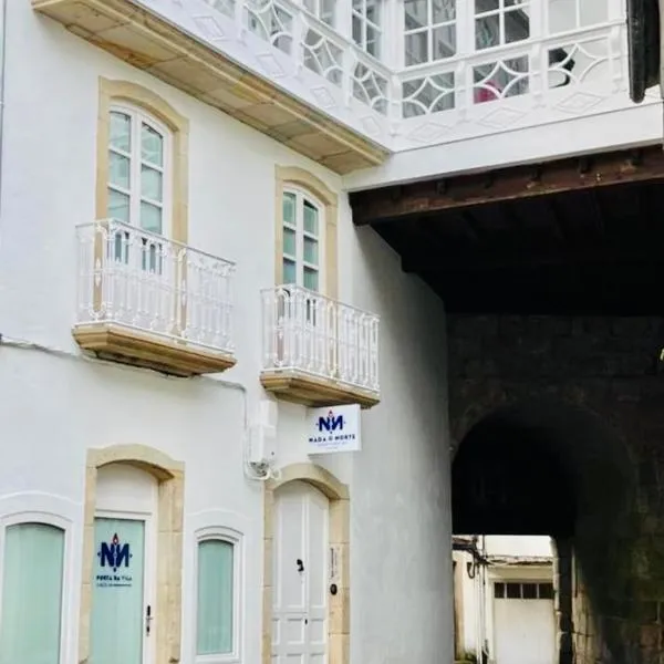 APARTAMENTOS NADA Ó NORTE Centro, hotel in Viveiro