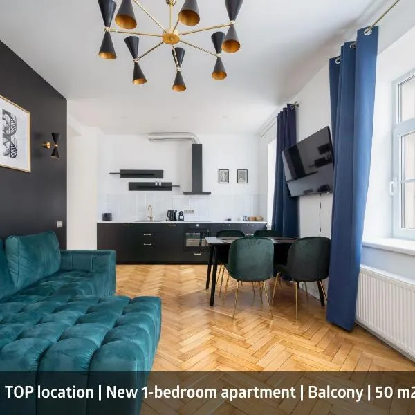 Old town 1-bedroom apartment, hotel in Rīga