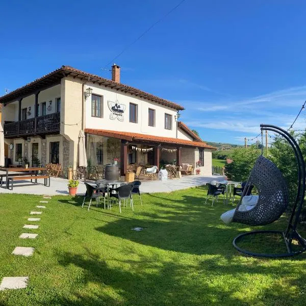 Posada La Fontana, hotel v destinaci Santillana del Mar