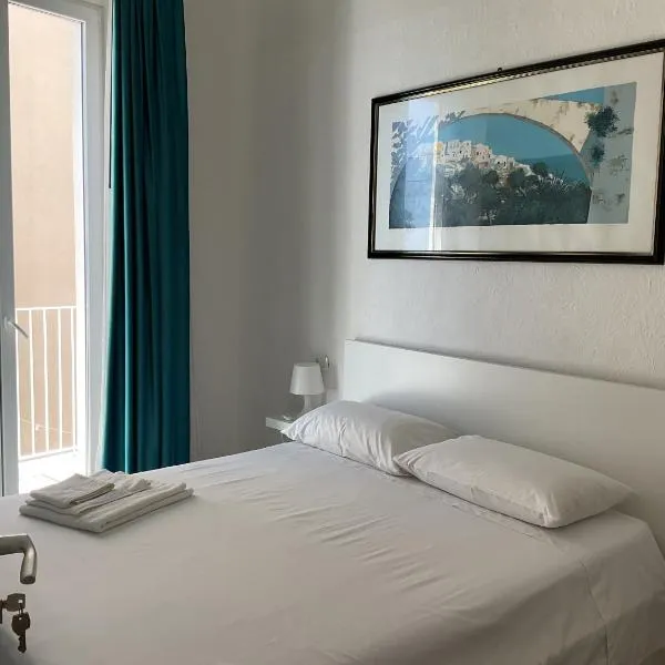 Mirada, hotel v destinaci Mola di Bari