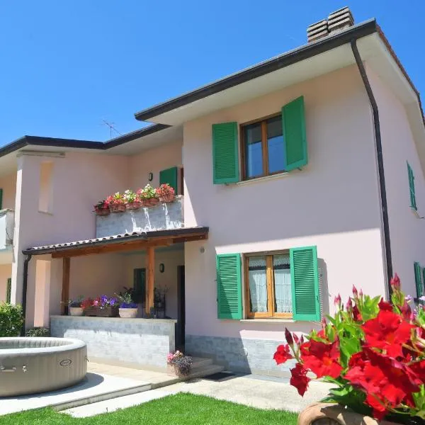 Casa Lorenzo, hotel in Spello