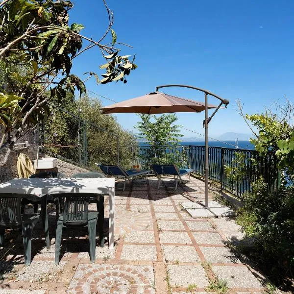 Blueandgreen Apartment Amalfi Coast, hotel v destinaci Maiori