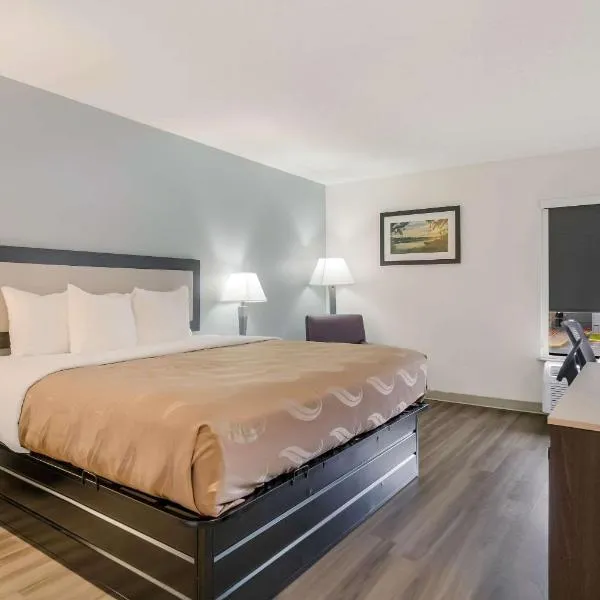 Quality Inn Jacksonville near Camp Lejeune, hotel in Jacksonville