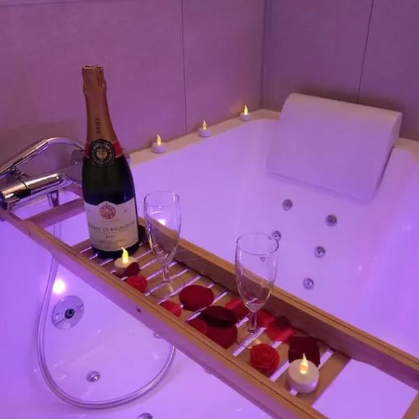L'atelier des rêves Un moment magique spa privé, hotel in Beaune