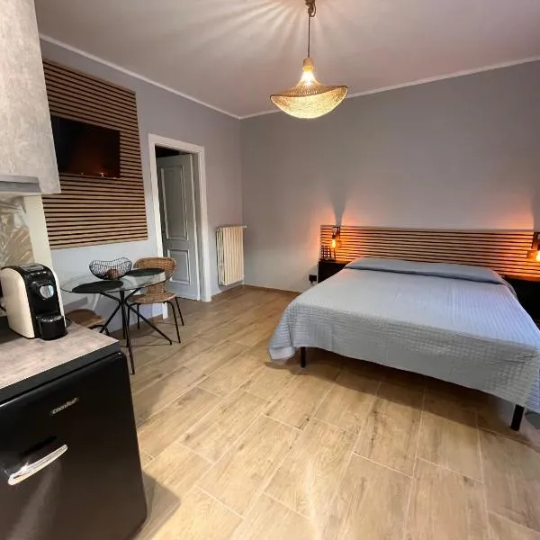 Nel giardino segreto monolocale con angolo gazebo, hotel v destinaci San Giorgio a Liri