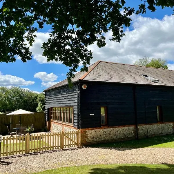 Mulberry Barn Annx - Near Winchester, hotel in Micheldever