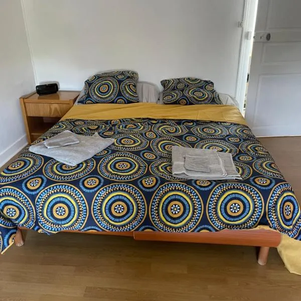 domdom72 – hotel w mieście Connerré