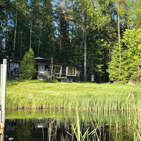 Mökki ympärivuotinen, Tammela, hotel v destinaci Tammela